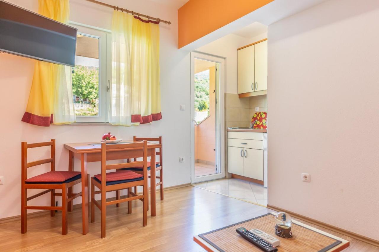 Rossa 2 Apartment